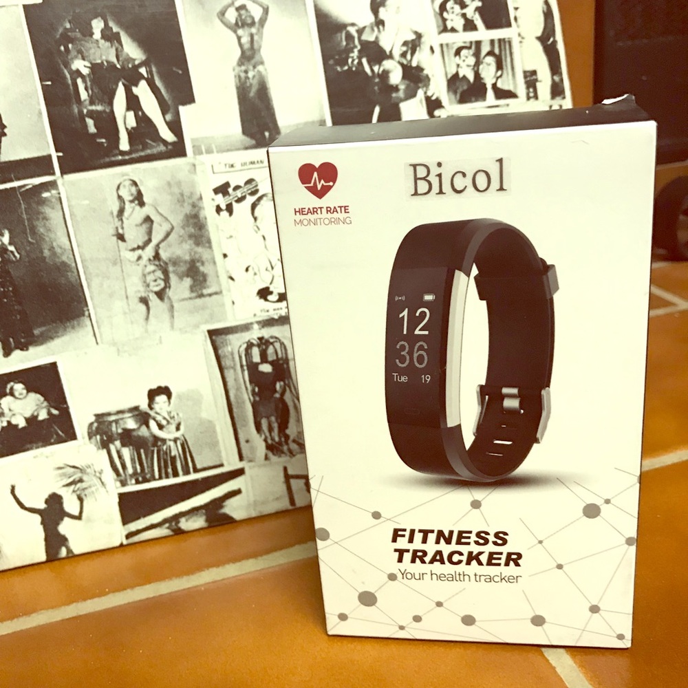NWT FITNESS TRACKER WATCH IN BLACK BY BICOL